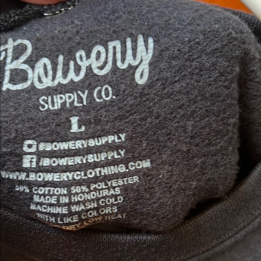 Black Yosemite California Men's Sweater - Picture 2 of 2